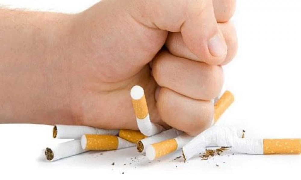 Κάπνισμα: Πότε θα καθαρίσουν οι πνεύμονες μετά τη διακοπή του